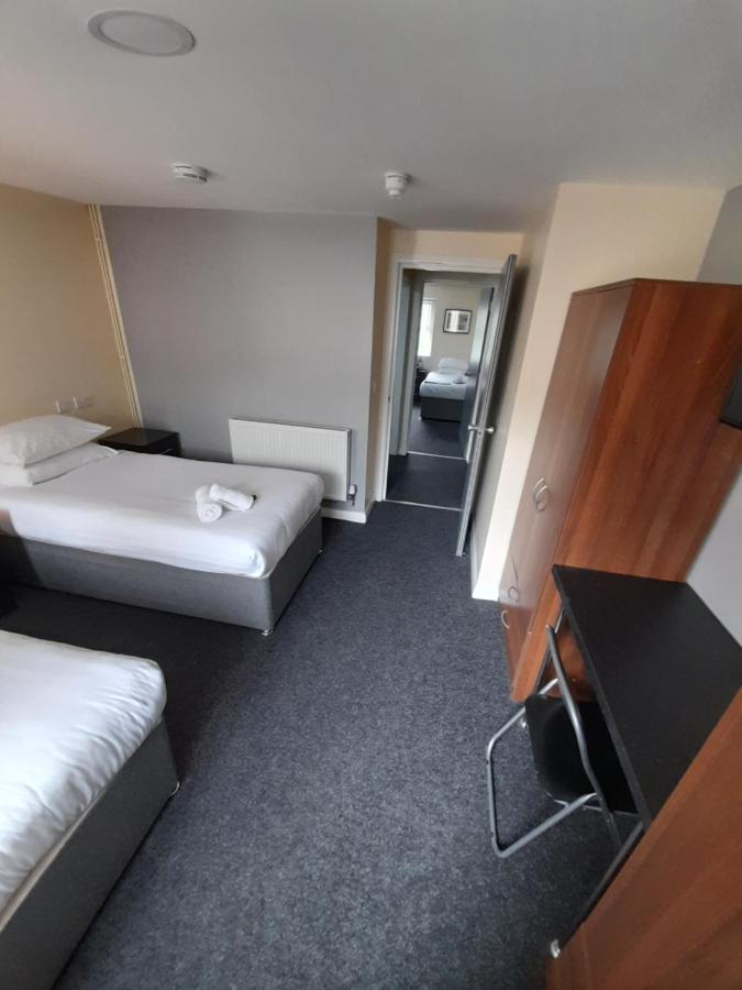 Lymedale Suites Studios & Aparthotel In Newcastle Under Lyme & Stoke Buitenkant foto
